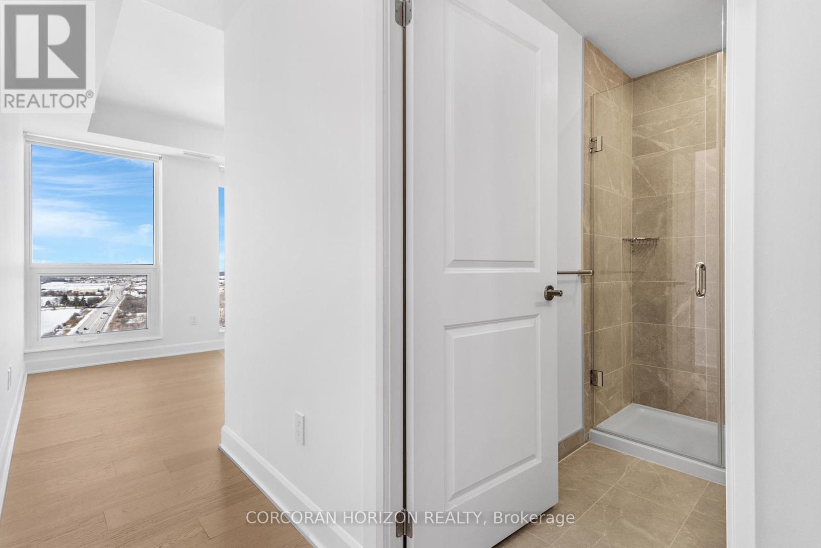 1904 - 3240 William Coltson Avenue, Oakville, Ontario  L6H 8C8 - Photo 6 - W12720608