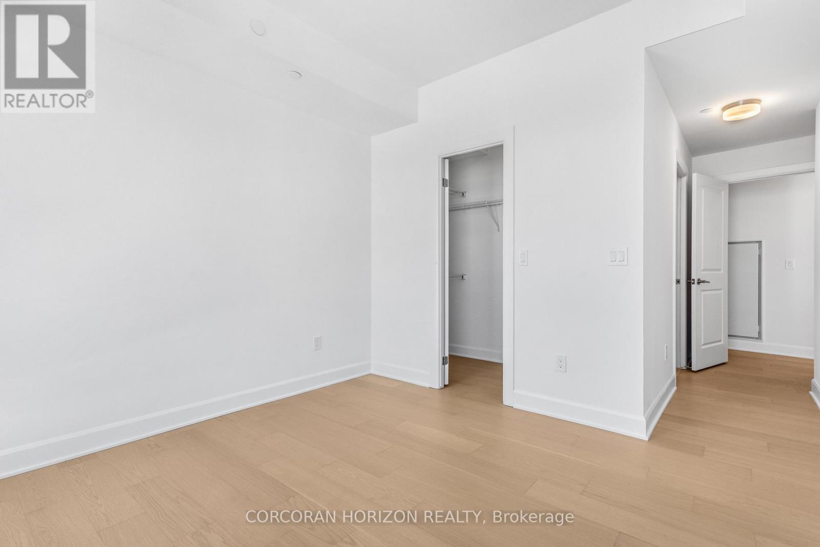 1904 - 3240 William Coltson Avenue, Oakville, Ontario  L6H 8C8 - Photo 9 - W12720608