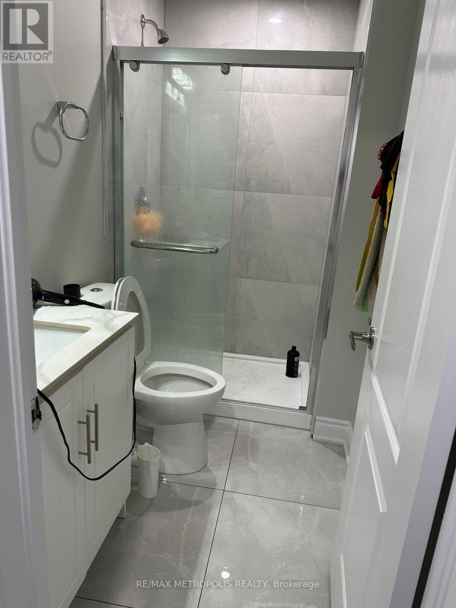 Bsmt - 31 Elverton Crescent, Brampton, Ontario  L7A 4Z4 - Photo 11 - W12720634