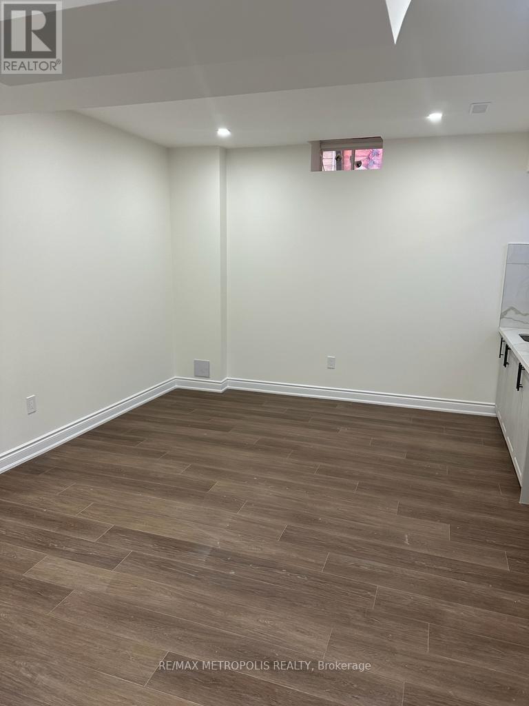 Bsmt - 31 Elverton Crescent, Brampton, Ontario  L7A 4Z4 - Photo 14 - W12720634