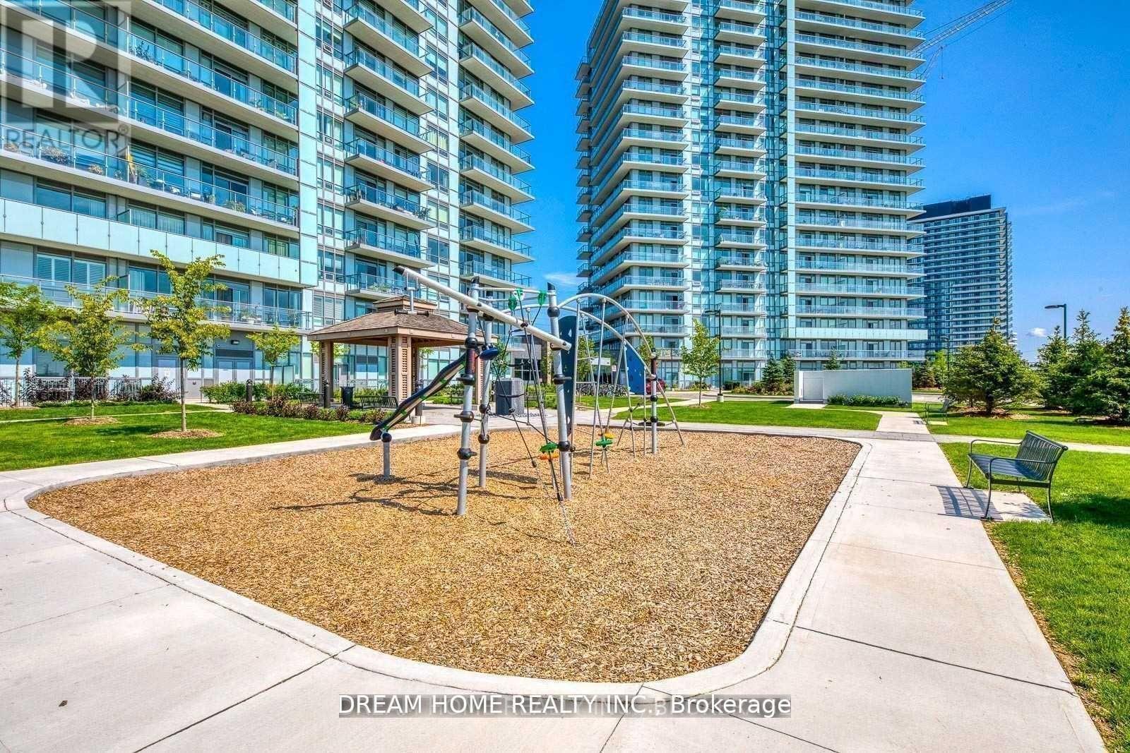 1506 - 4699 Glen Erin Drive, Mississauga, Ontario  L5M 2E5 - Photo 3 - W12720652