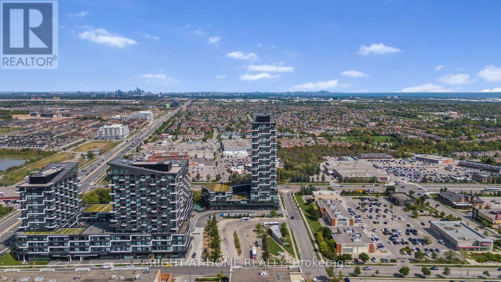 906 - 297 Oak Walk Drive, Oakville, Ontario  L6H 6Z3 - Photo 3 - W12720666