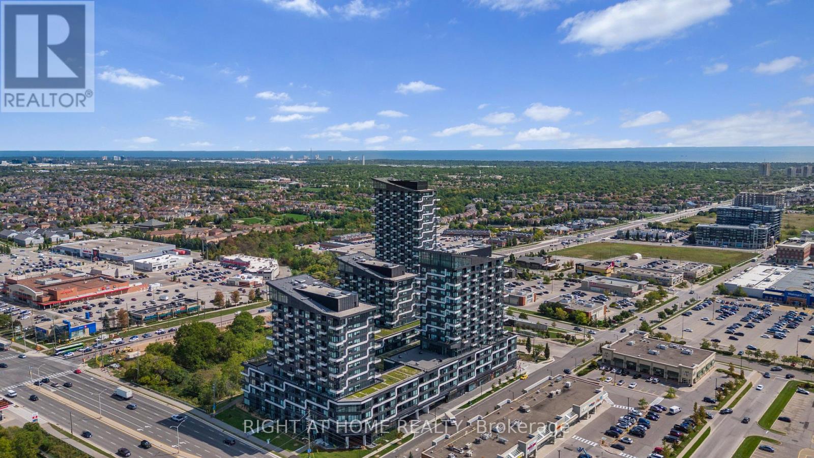 906 - 297 Oak Walk Drive, Oakville, Ontario  L6H 6Z3 - Photo 4 - W12720666