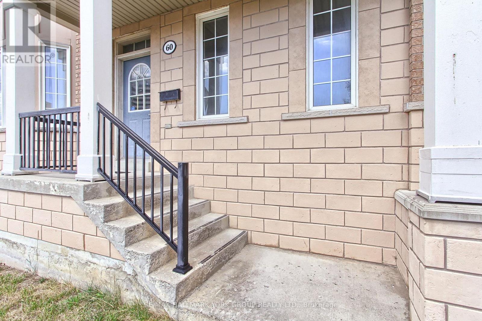 60 Delabo Drive, Toronto, Ontario  M3J 3S4 - Photo 2 - W12720680