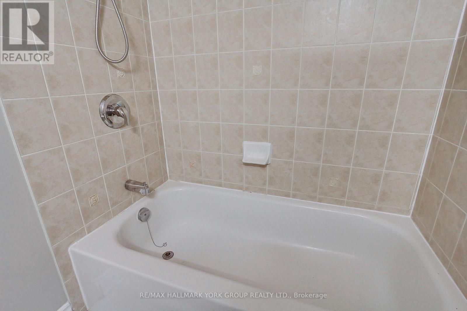 60 Delabo Drive, Toronto, Ontario  M3J 3S4 - Photo 42 - W12720680