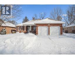144 GOLF LINKS Drive, baden, Ontario