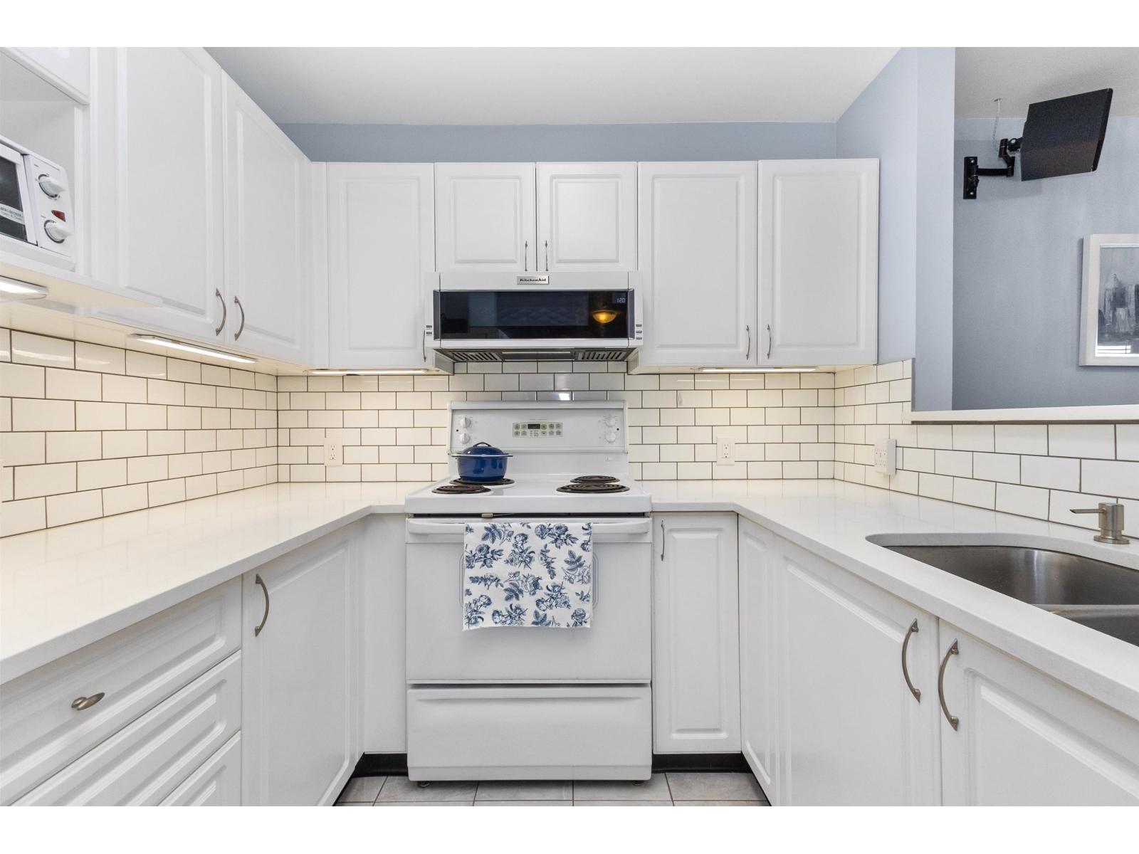 405 13680 84 Avenue, Surrey, British Columbia  V3W 0T6 - Photo 12 - R3081167