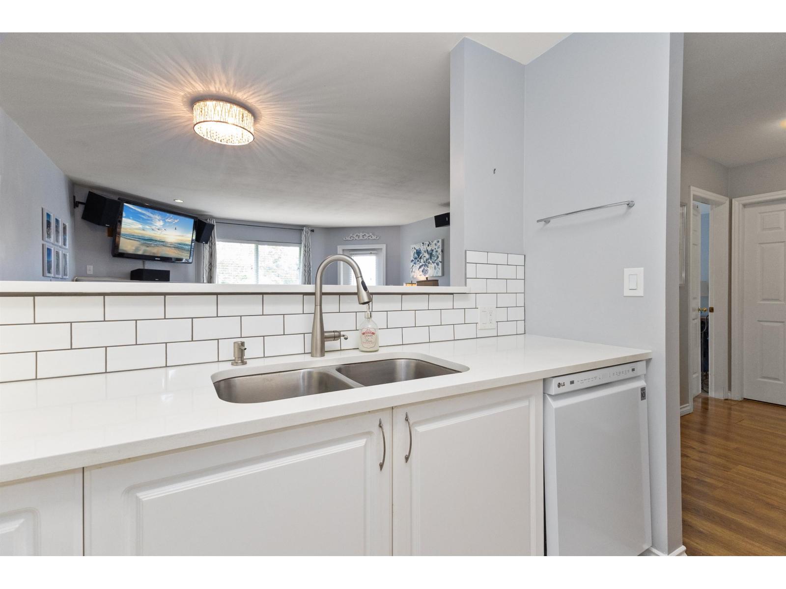 405 13680 84 Avenue, Surrey, British Columbia  V3W 0T6 - Photo 13 - R3081167