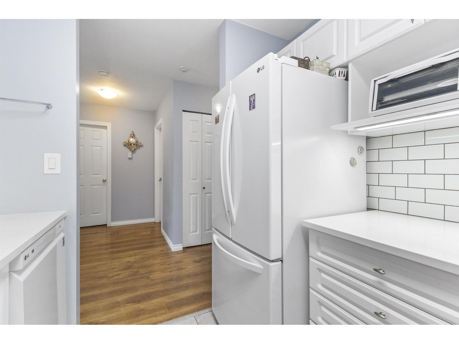 405 13680 84 Avenue, Surrey, British Columbia  V3W 0T6 - Photo 15 - R3081167