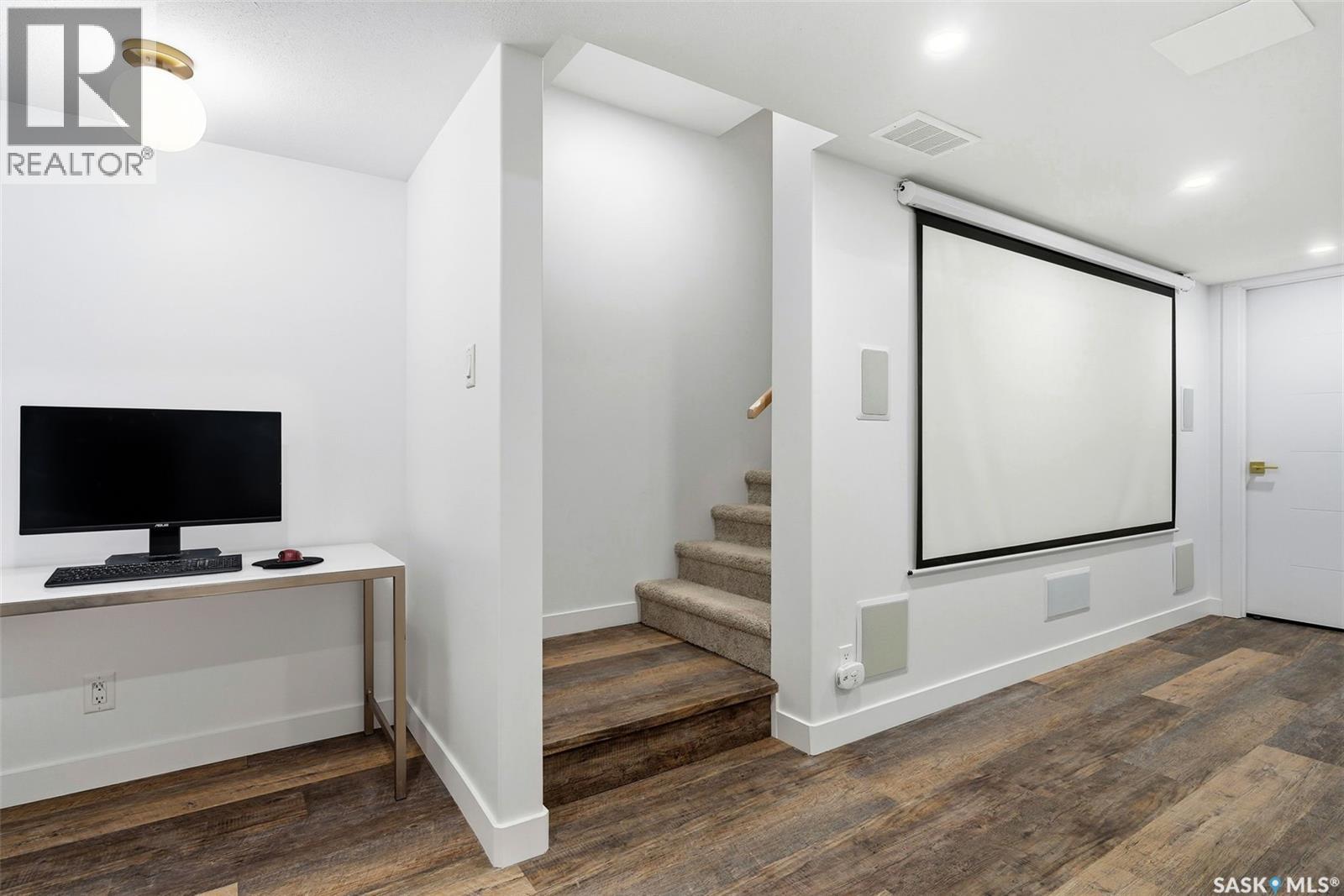 3951 James Hill Road, Regina, Saskatchewan  S4W 0N8 - Photo 28 - SK027213