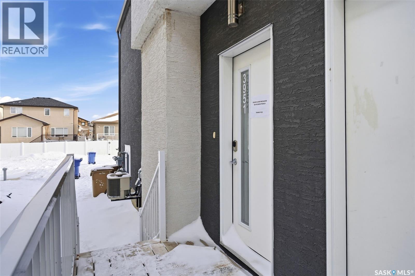 3951 James Hill Road, Regina, Saskatchewan  S4W 0N8 - Photo 34 - SK027213