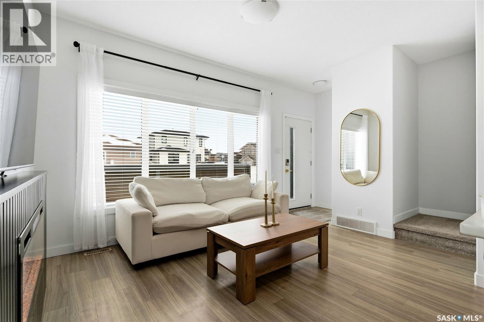 3951 James Hill Road, Regina, Saskatchewan  S4W 0N8 - Photo 4 - SK027213