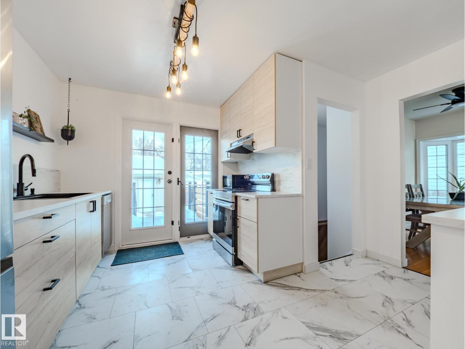 16442 104a Av Nw, Edmonton, Alberta  T5P 0T4 - Photo 20 - E4470739