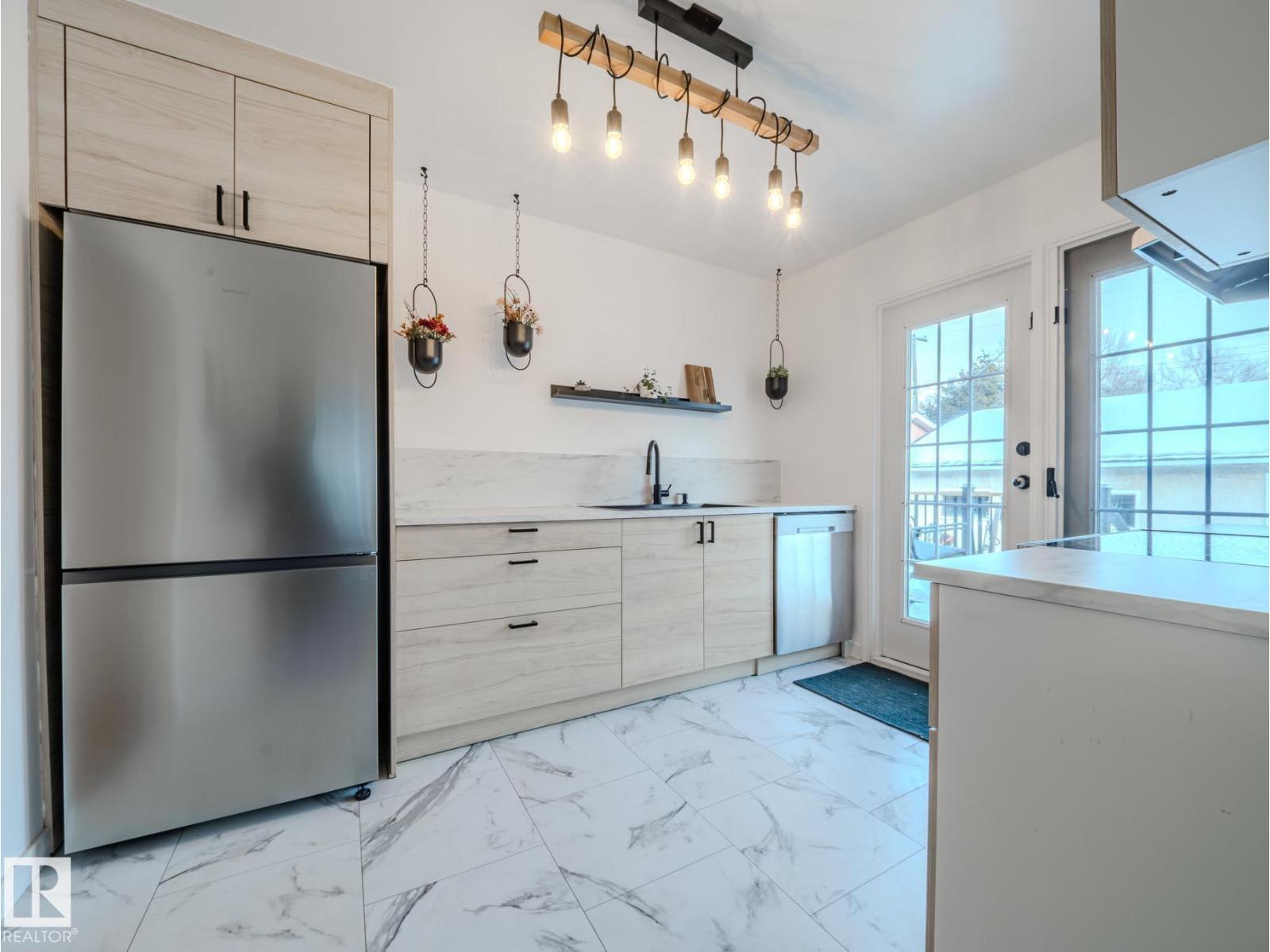 16442 104a Av Nw, Edmonton, Alberta  T5P 0T4 - Photo 22 - E4470739