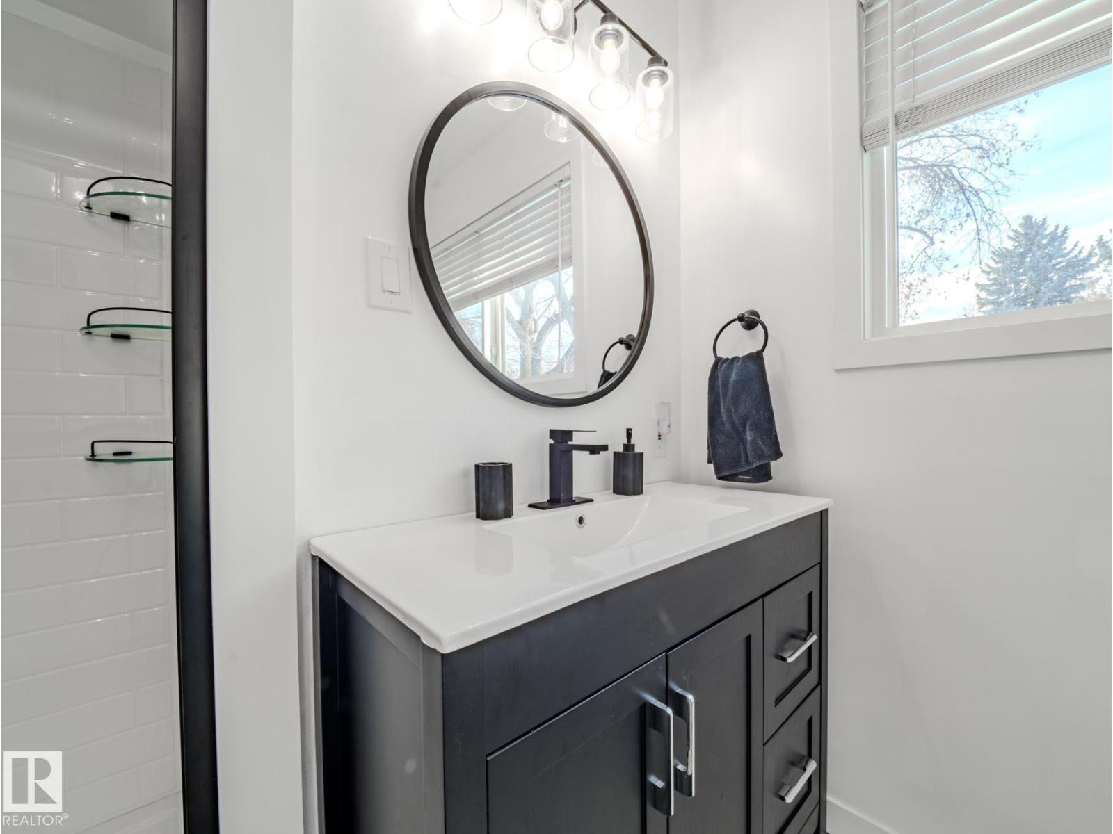 16442 104a Av Nw, Edmonton, Alberta  T5P 0T4 - Photo 38 - E4470739