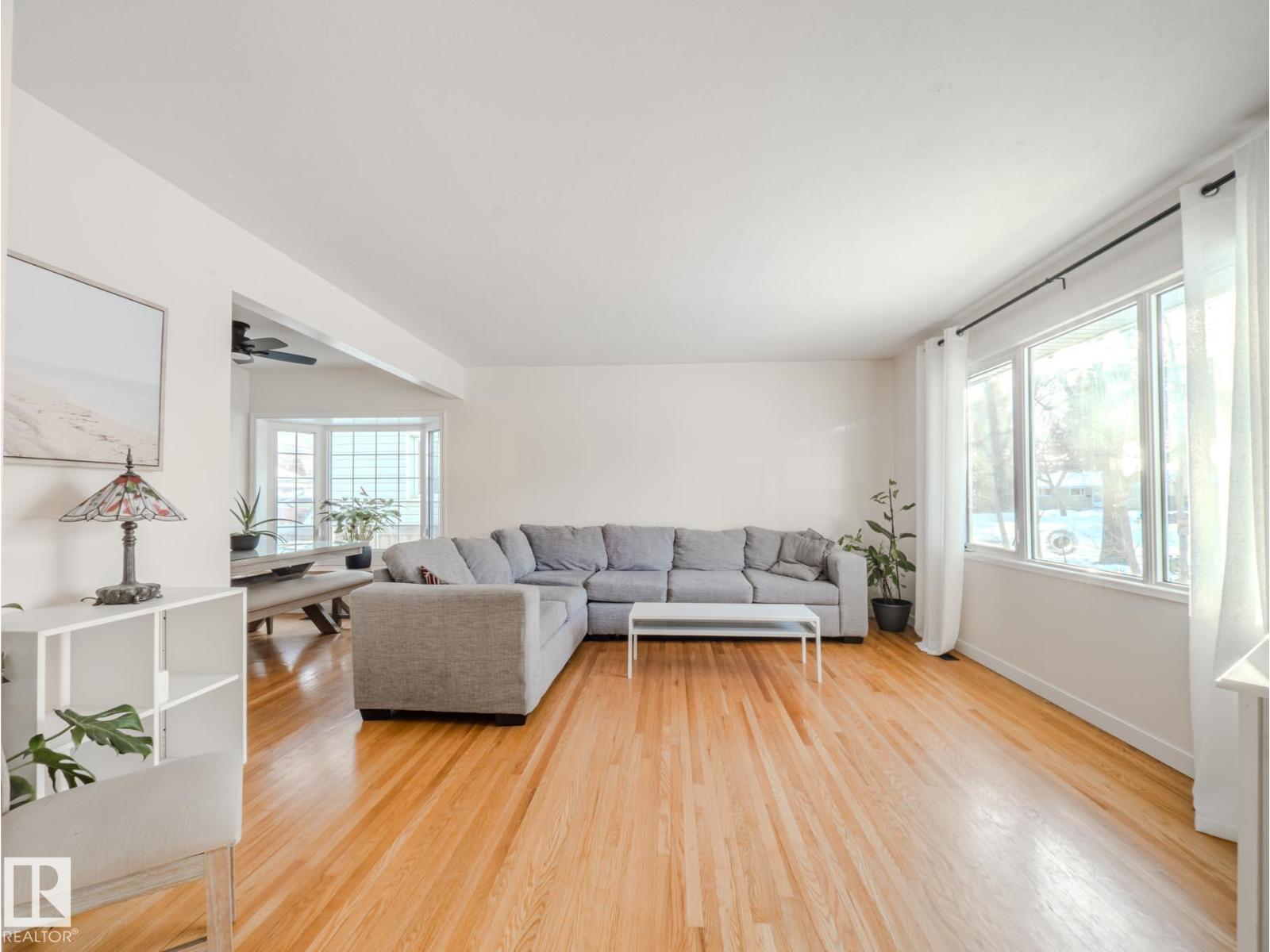 16442 104a Av Nw, Edmonton, Alberta  T5P 0T4 - Photo 6 - E4470739