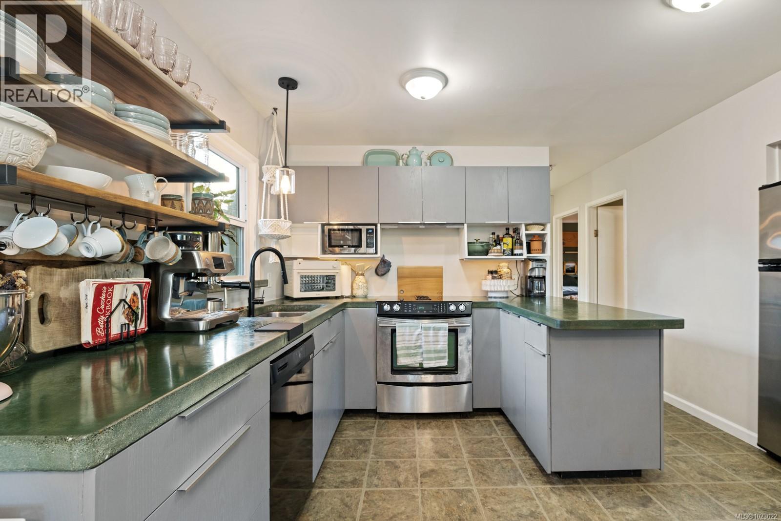 696 Frayne Rd, Mill Bay, British Columbia  V0R 2P4 - Photo 11 - 1023622