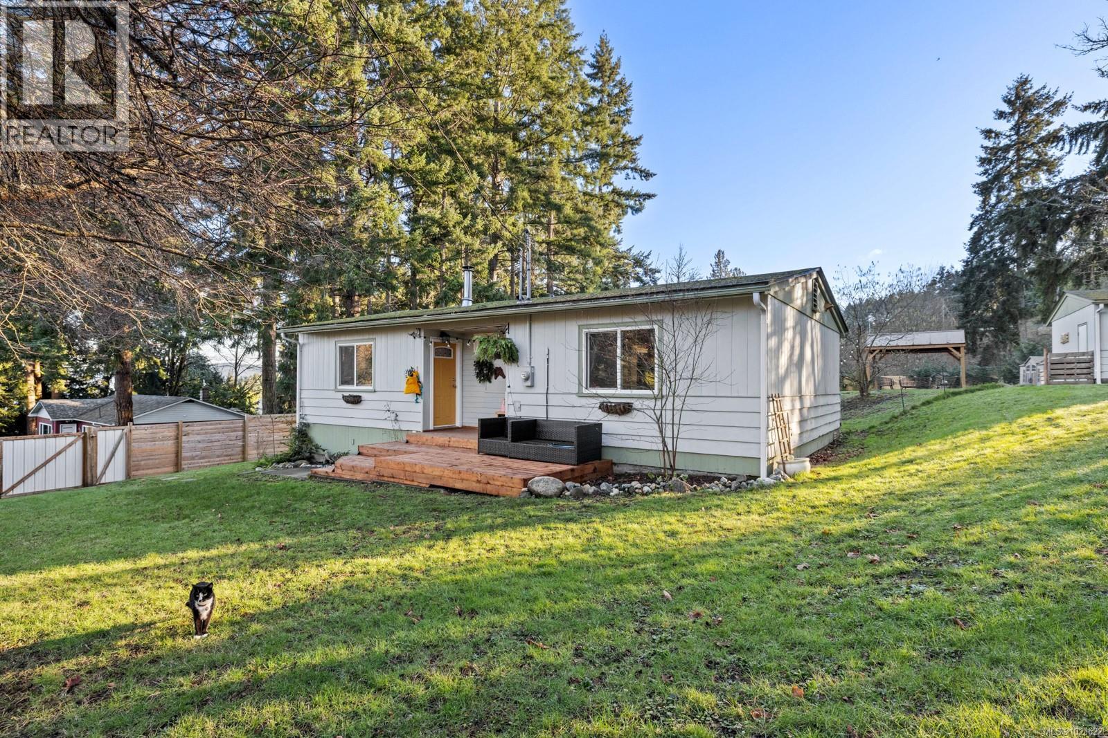 696 Frayne Rd, Mill Bay, British Columbia  V0R 2P4 - Photo 2 - 1023622