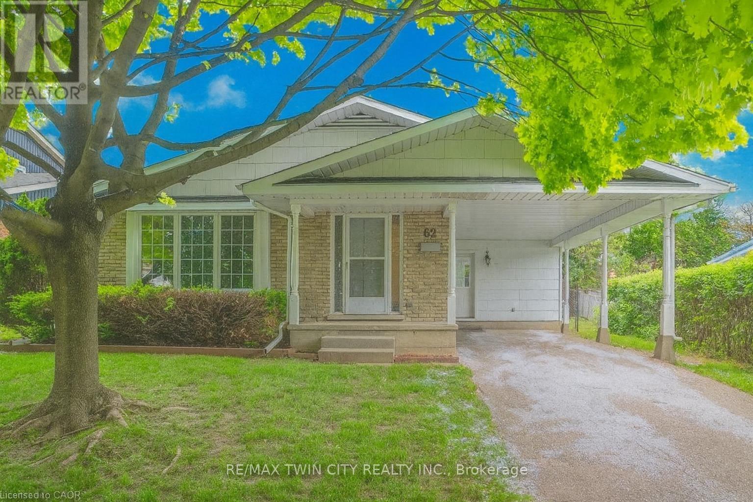 BASEMENT - 62 LEWIS CRESCENT, Kitchener, Ontario