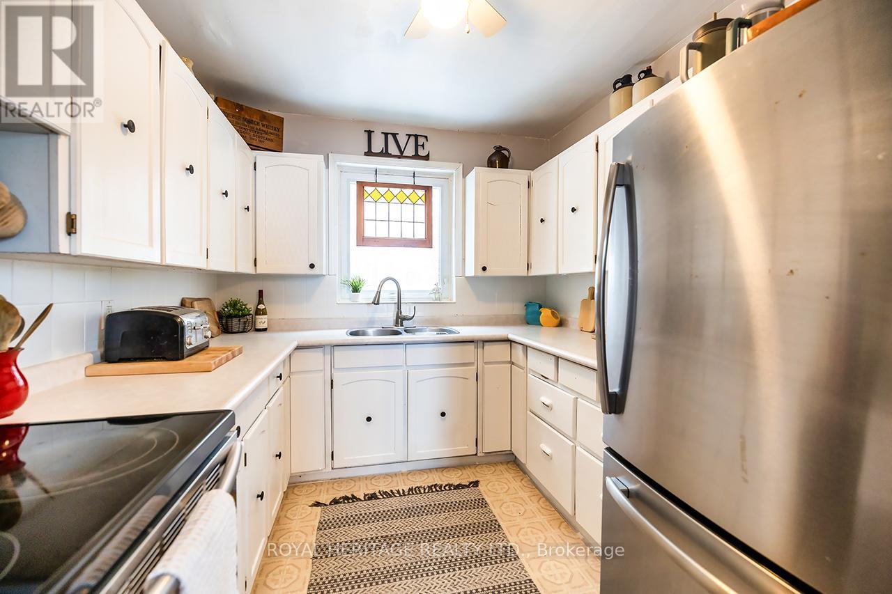 1748 Carmel 2nd Line E, Cavan Monaghan, Ontario  L0A 1G0 - Photo 8 - X12720552