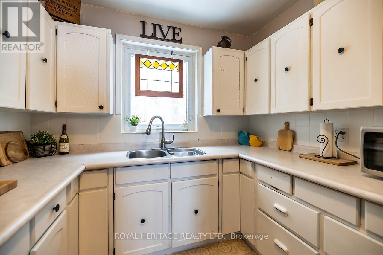 1748 Carmel 2nd Line E, Cavan Monaghan, Ontario  L0A 1G0 - Photo 9 - X12720552