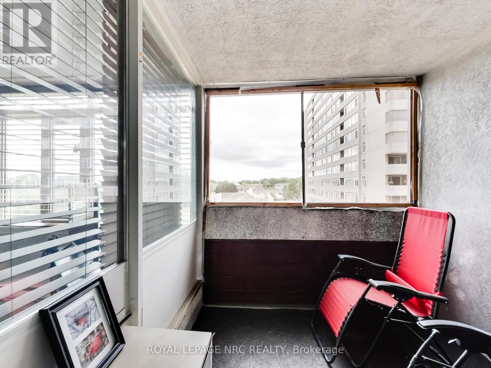 405 - 30 Harrisford Street, Hamilton, Ontario  L8K 6M9 - Photo 21 - X12720598