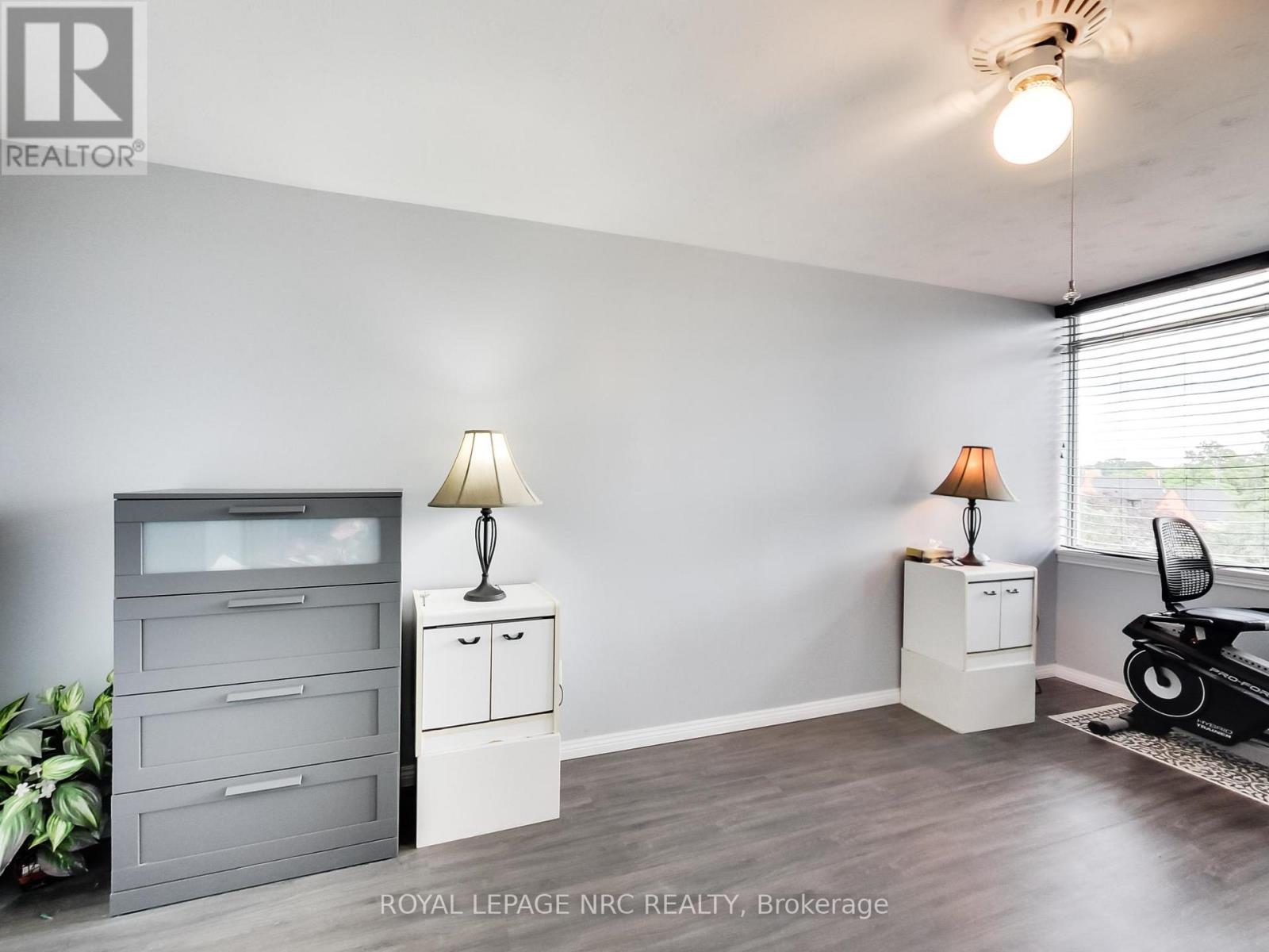 405 - 30 Harrisford Street, Hamilton, Ontario  L8K 6M9 - Photo 34 - X12720598