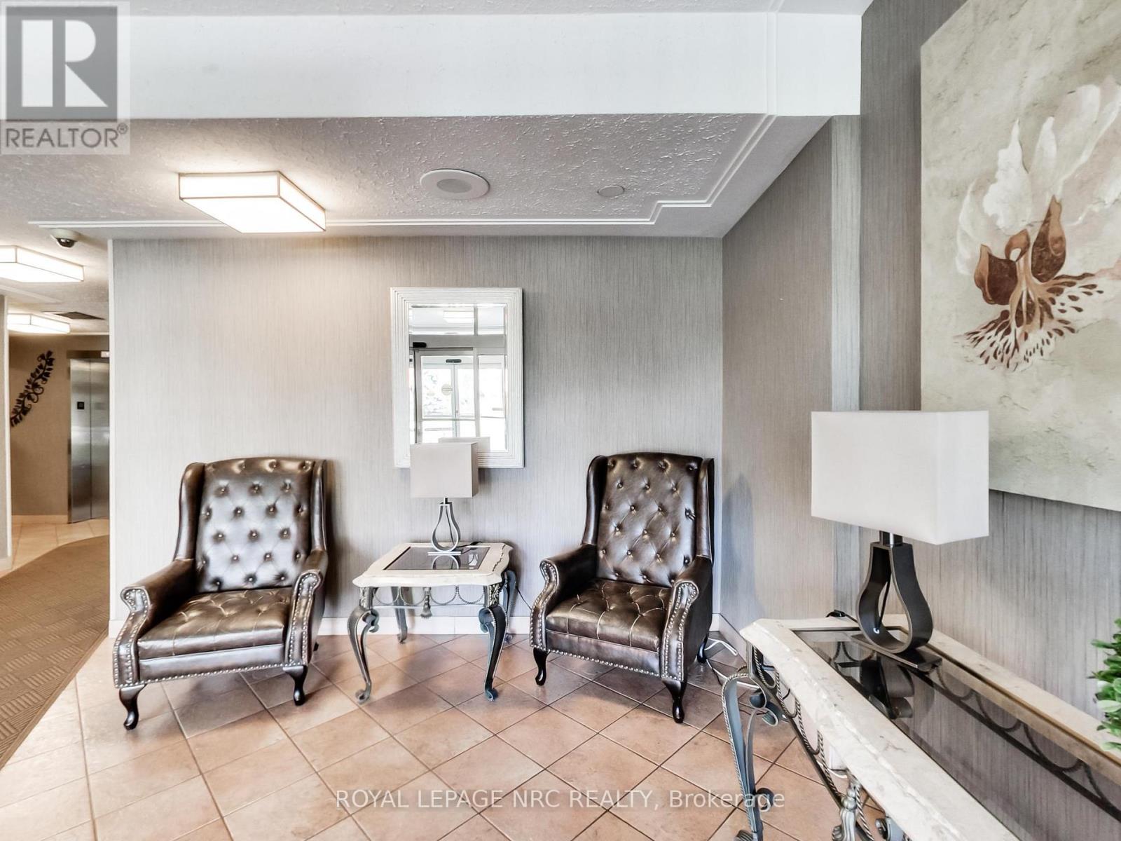 405 - 30 Harrisford Street, Hamilton, Ontario  L8K 6M9 - Photo 6 - X12720598