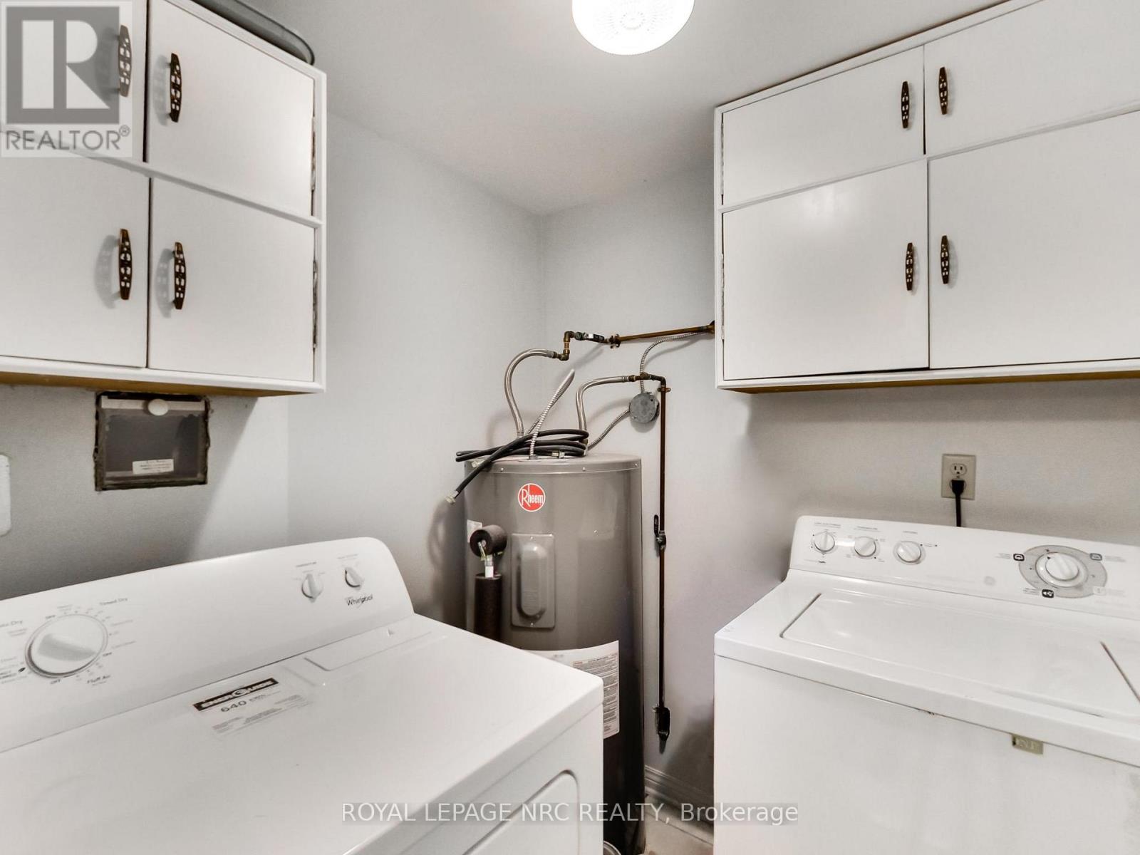 405 - 30 Harrisford Street, Hamilton, Ontario  L8K 6M9 - Photo 9 - X12720598