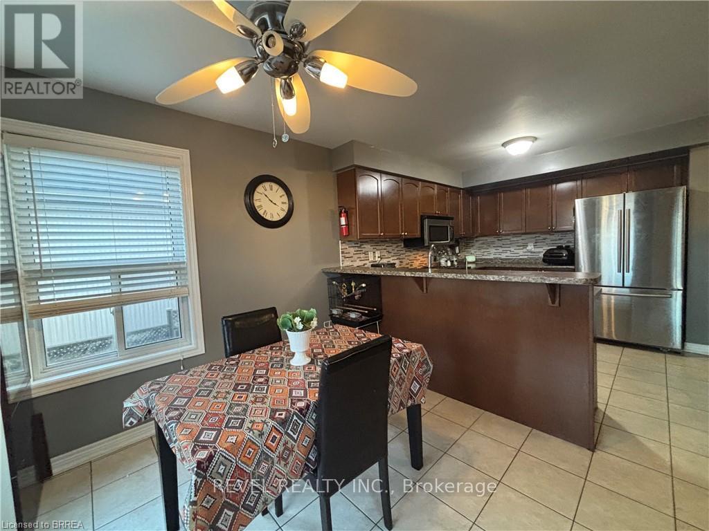 252 Berry Street, Shelburne, Ontario  L9V 3E1 - Photo 7 - X12720624