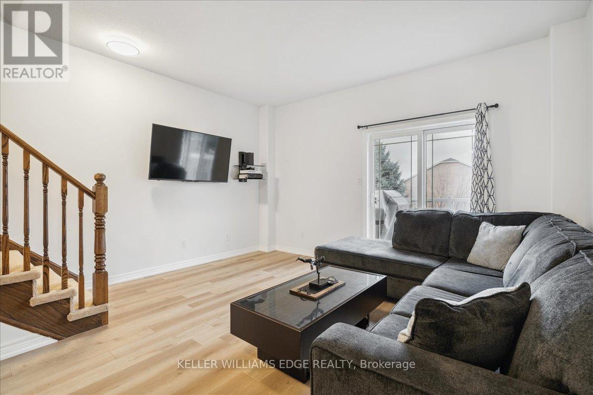 65 Willow Lane, Grimsby, Ontario  L3M 0B2 - Photo 12 - X12720688