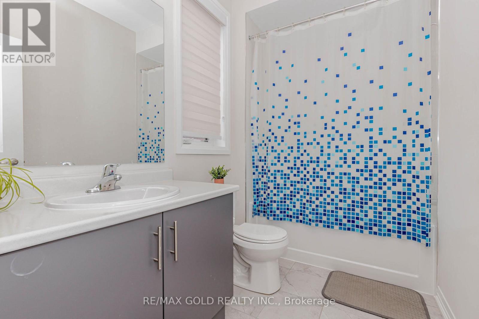 57 Arnold Circle, Brampton, Ontario  L7A 0B8 - Photo 24 - W12717334