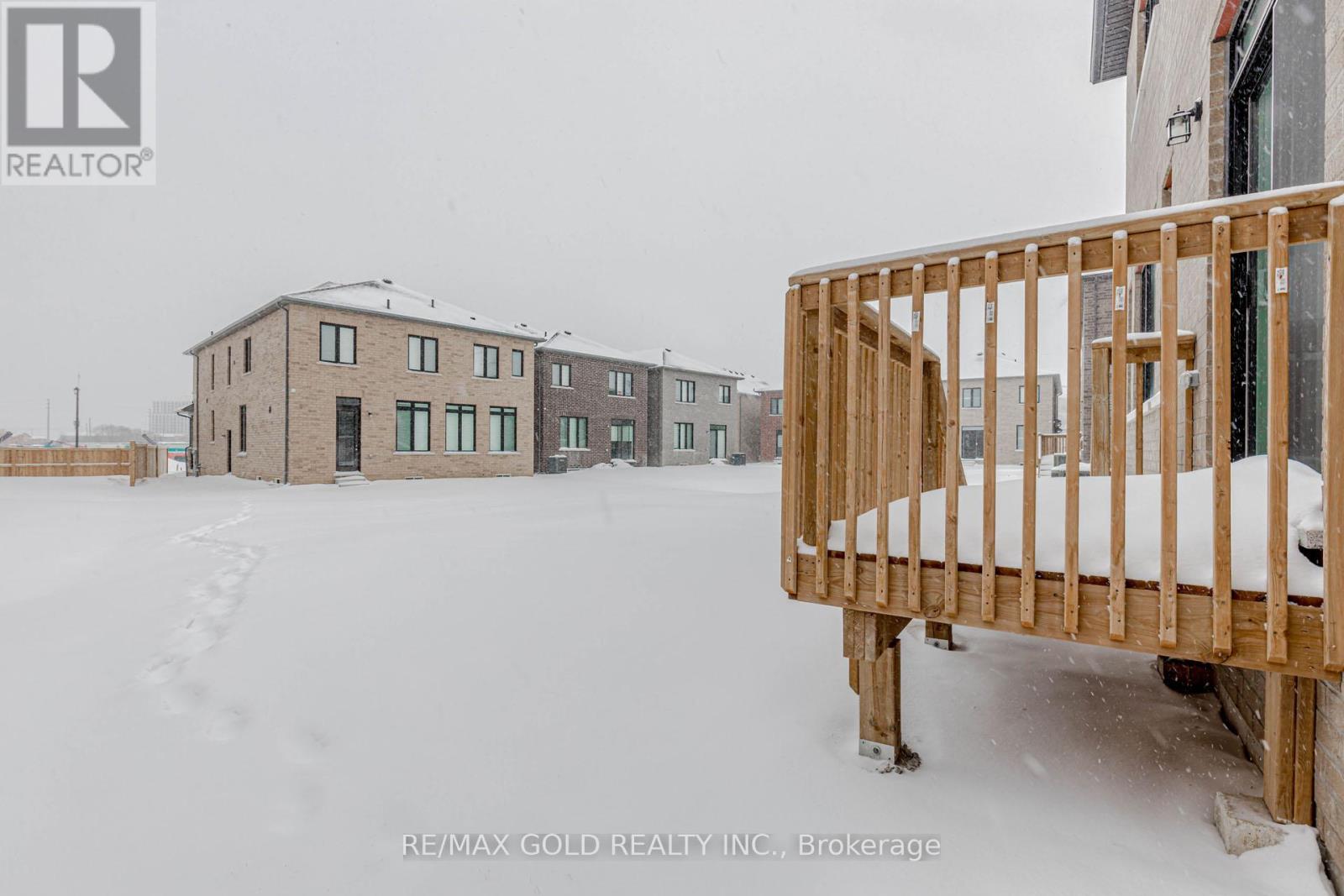 57 Arnold Circle, Brampton, Ontario  L7A 0B8 - Photo 38 - W12717334