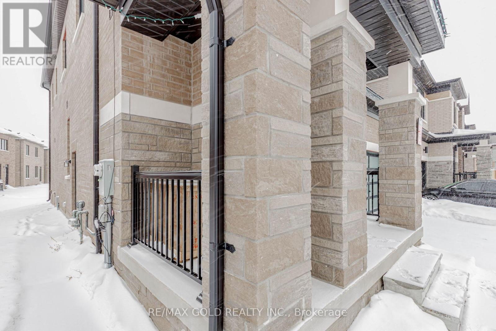 57 Arnold Circle, Brampton, Ontario  L7A 0B8 - Photo 32 - W12717334