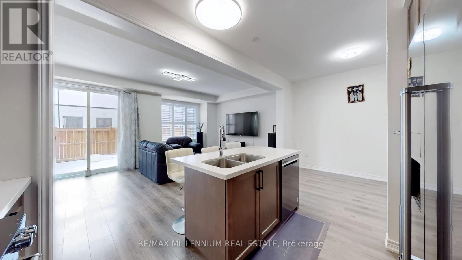 29 Hibiscus Lane, Hamilton, Ontario  L8K 0A4 - Photo 14 - X12710388