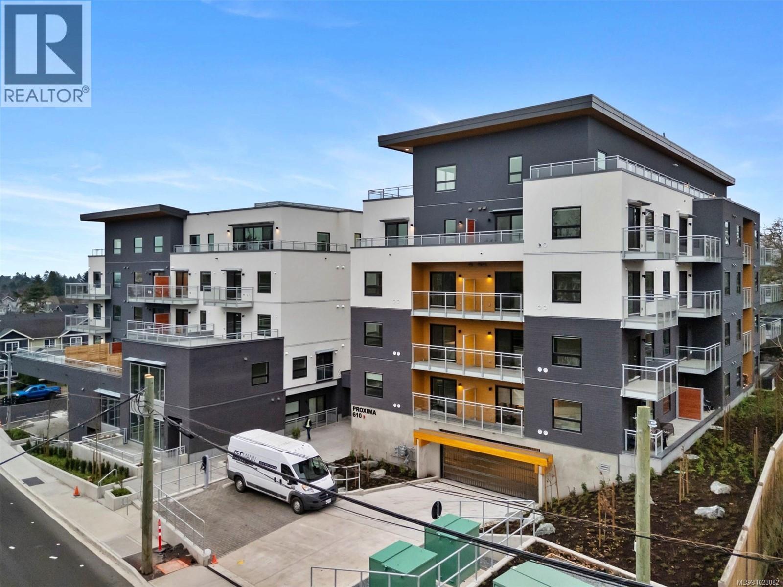 208 610 Lampson Rd, Esquimalt, British Columbia