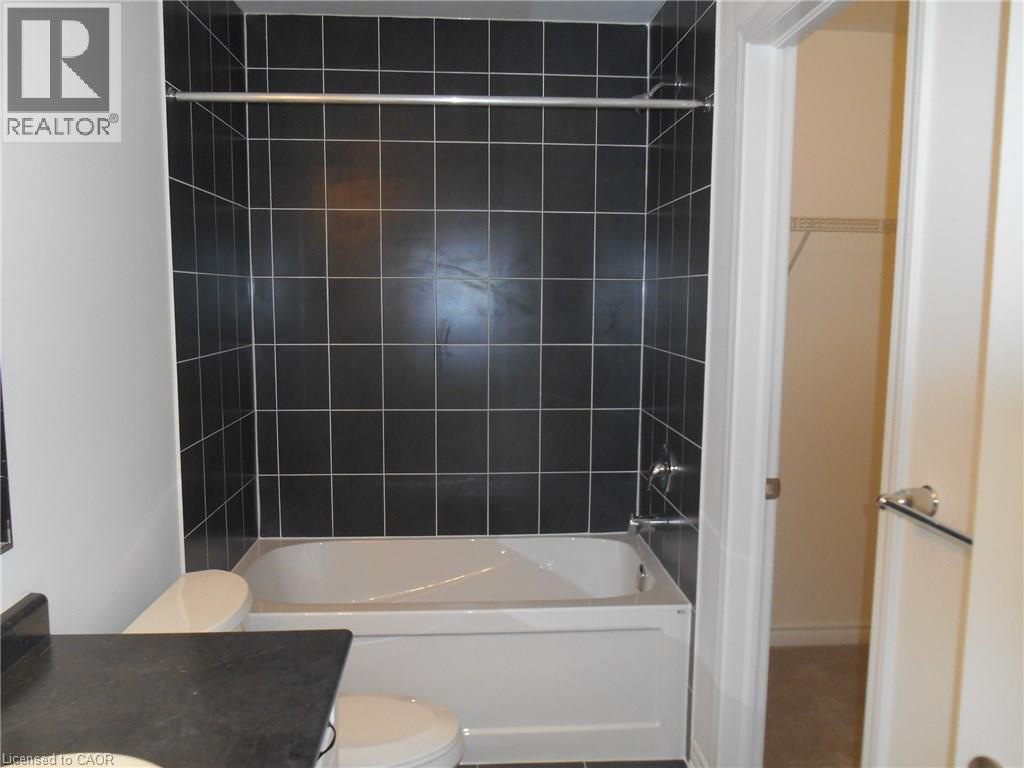 15 Outlook Terrace, Kitchener, Ontario N2R 0K5 - Photo 9 - 40800272