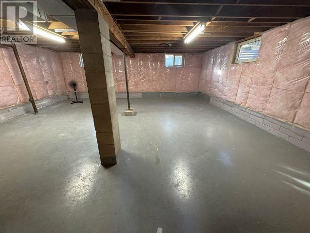 56 Axmith Ave, Elliot Lake, Ontario P5A 1B7 - Photo 27 - SM253175