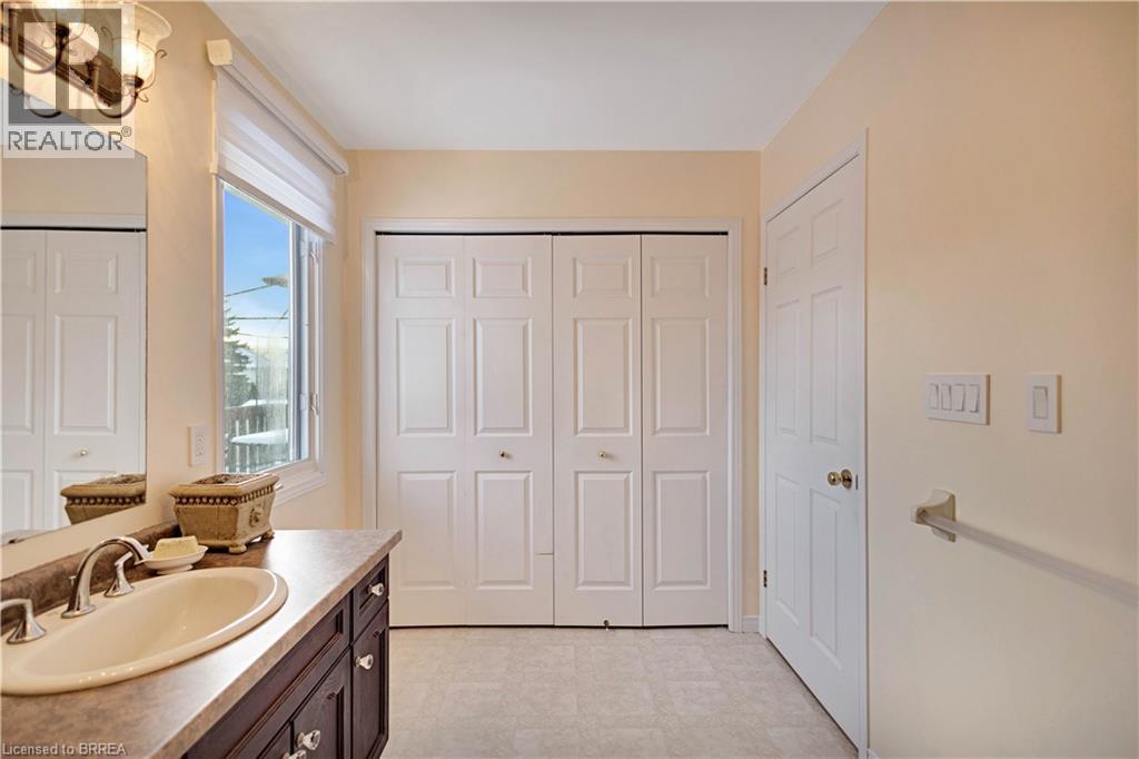 4 Baldwin Avenue, Brantford, Ontario  N3S 1H5 - Photo 20 - 40799396