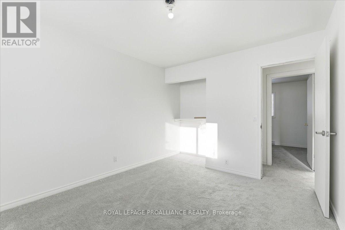 118 River Street E, Tweed, Ontario  K0K 3J0 - Photo 18 - X12720806