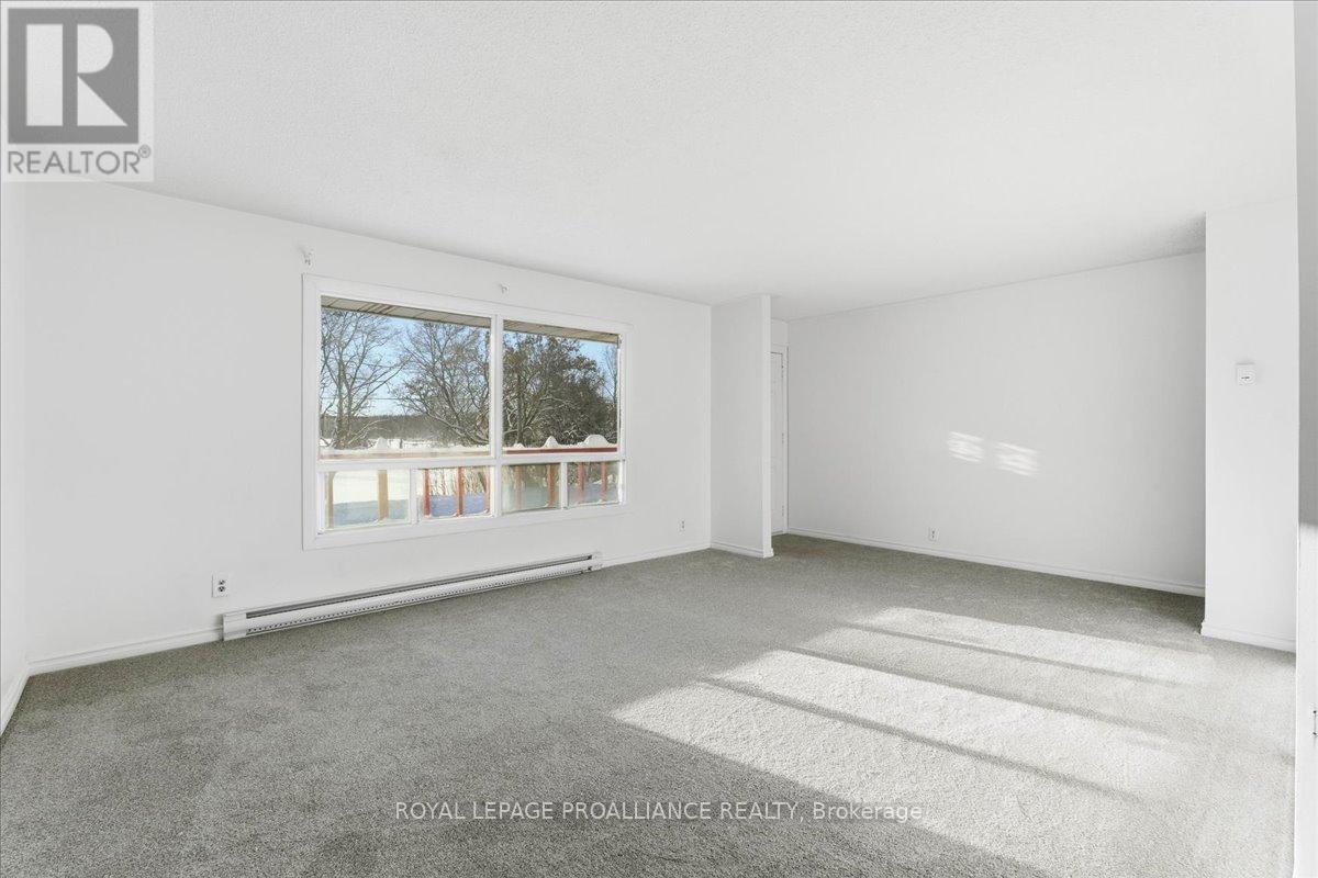 118 River Street E, Tweed, Ontario  K0K 3J0 - Photo 4 - X12720806