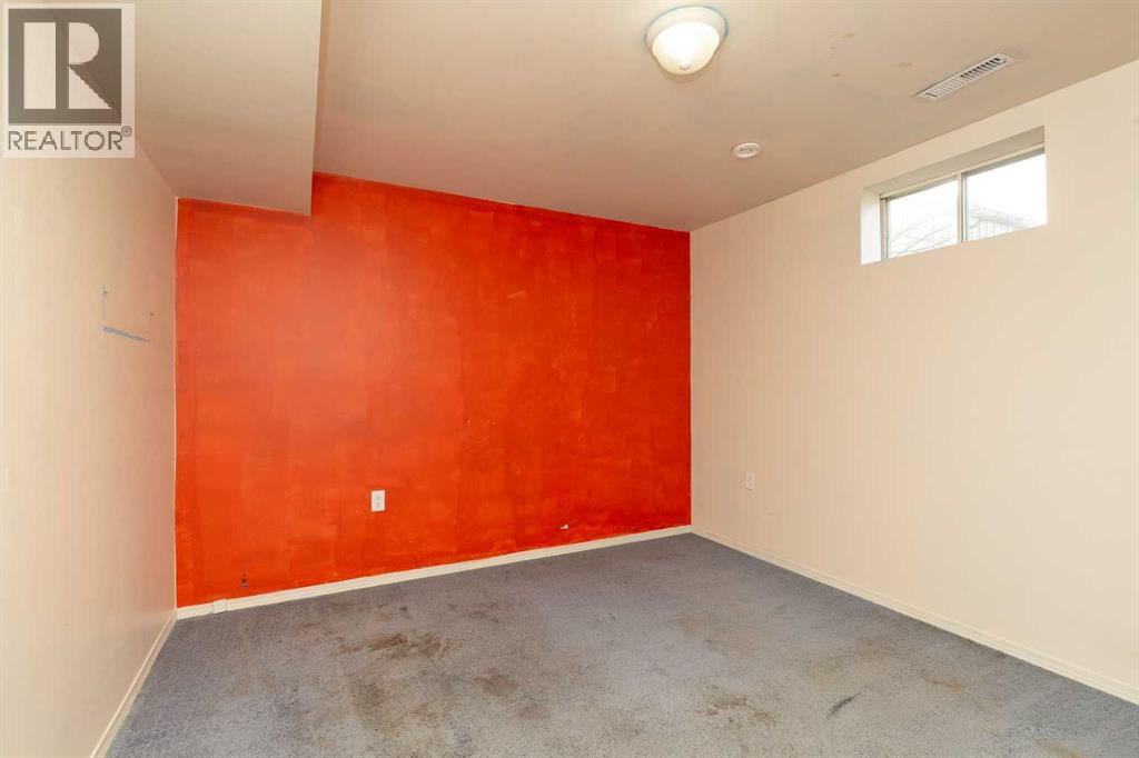 209 Mt Blakiston Road W, Lethbridge, Alberta  T1K 6M3 - Photo 20 - A2277374