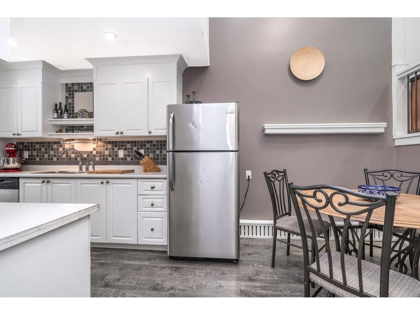 17 33293 E Bourquin Crescent, Abbotsford, British Columbia  V2S 1Y2 - Photo 6 - R3079457