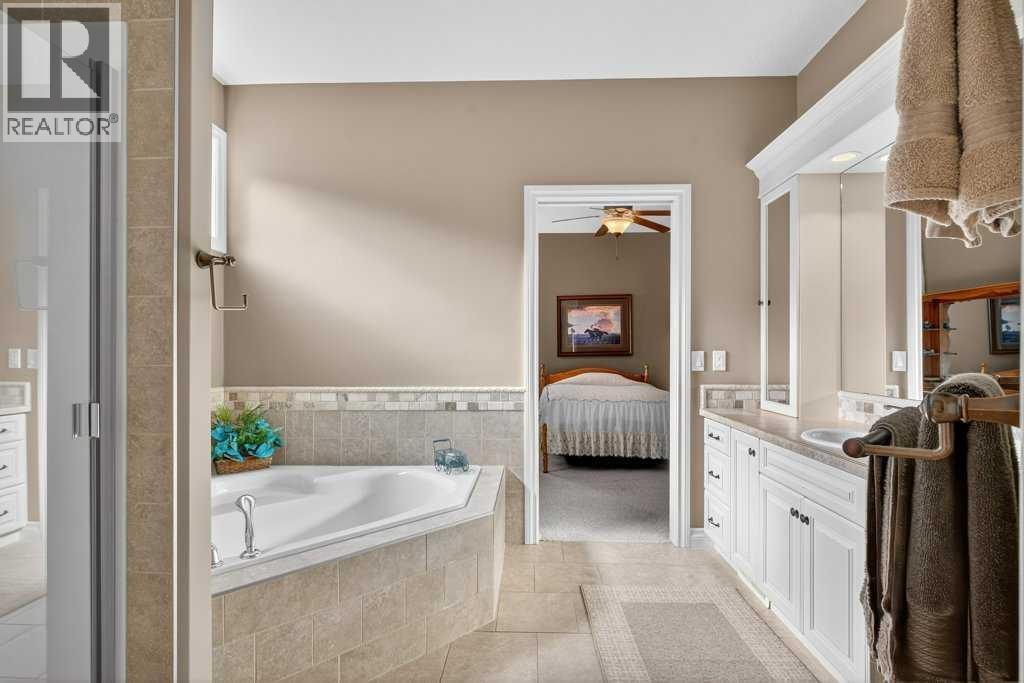 132 Hillcrest Boulevard, Strathmore, Alberta  T1P 0A3 - Photo 27 - A2265075