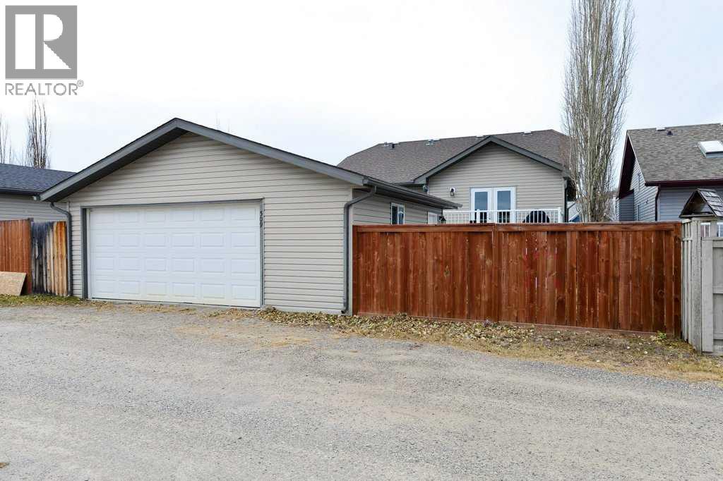 509 Country Meadows Street, Diamond Valley, Alberta  T0L 2A0 - Photo 12 - A2279834