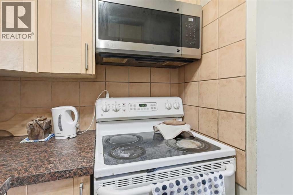 301c, 5601 Dalton Drive Nw, Calgary, Alberta  T3A 2E2 - Photo 11 - A2278378