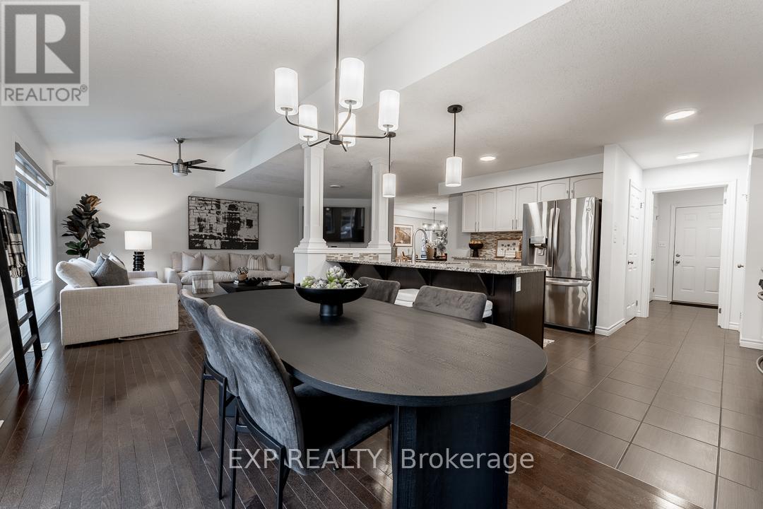 919 Foxcreek Road, London North, Ontario  N6G 0H1 - Photo 12 - X12720738