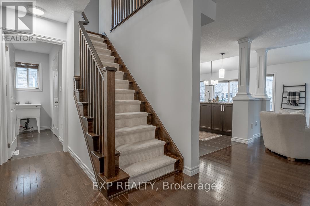 919 Foxcreek Road, London North, Ontario  N6G 0H1 - Photo 16 - X12720738