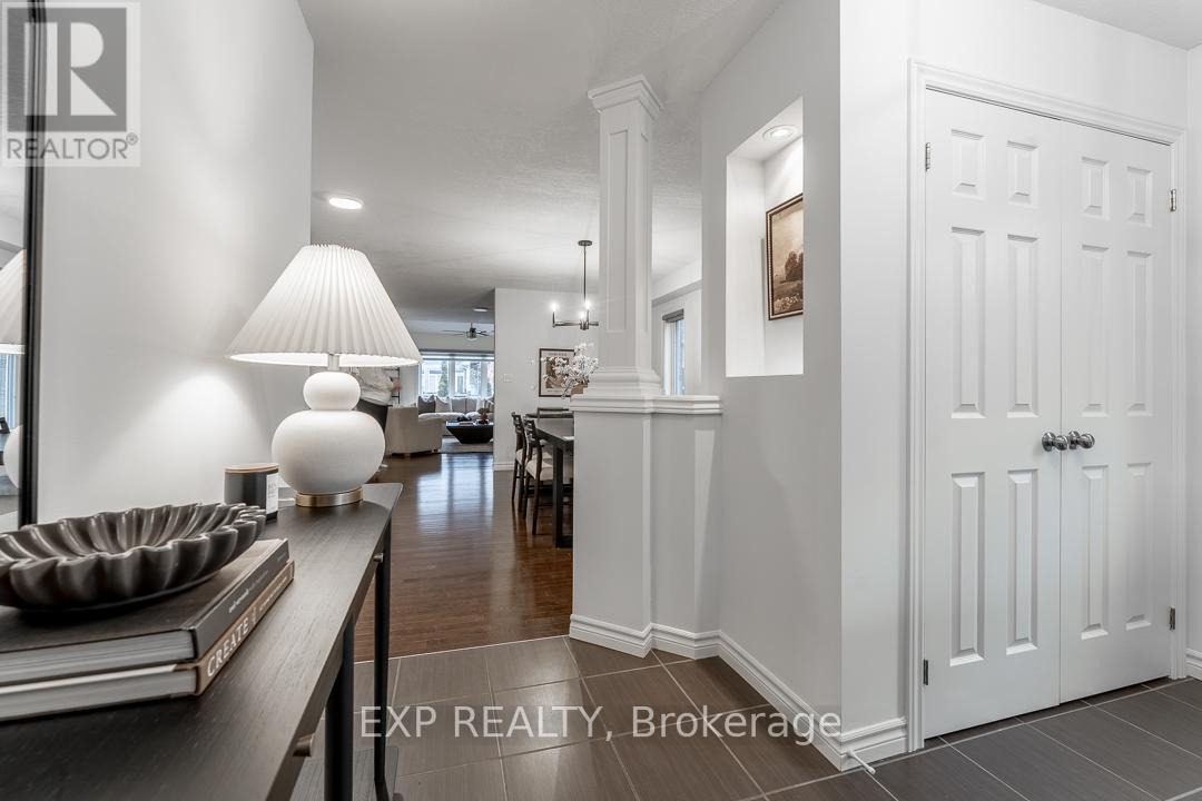 919 Foxcreek Road, London North, Ontario  N6G 0H1 - Photo 3 - X12720738