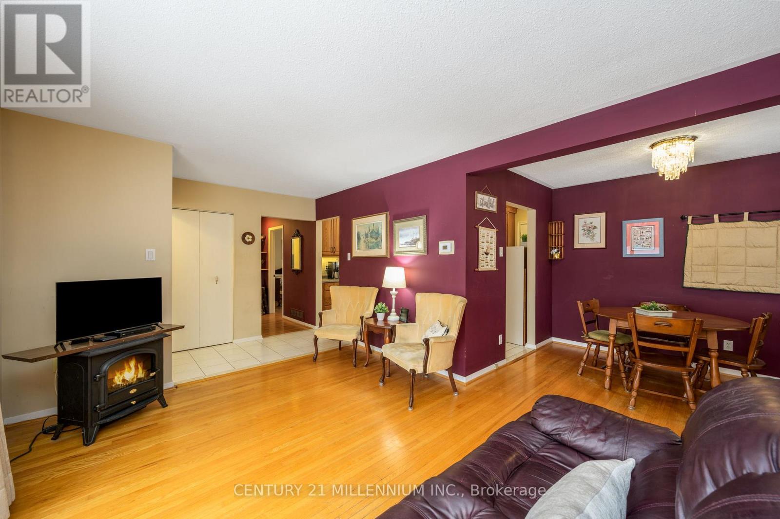 7 Drayton Crescent, Brampton, Ontario  L6T 3G6 - Photo 7 - W12719086